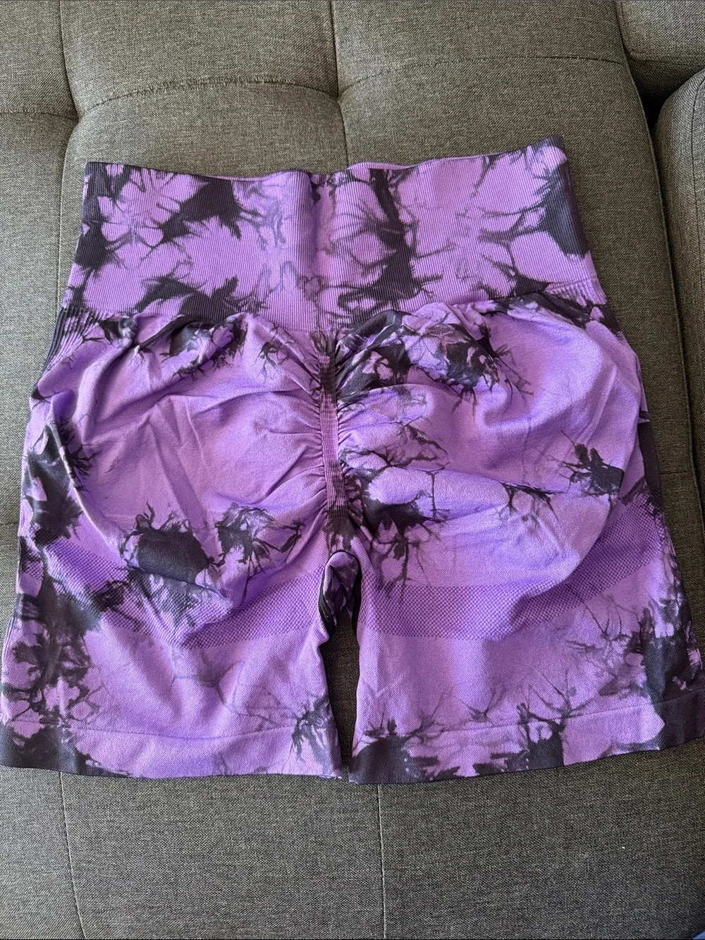 High-Waist Purple Tie-Dye Compression Shorts - Picture 4 of 5